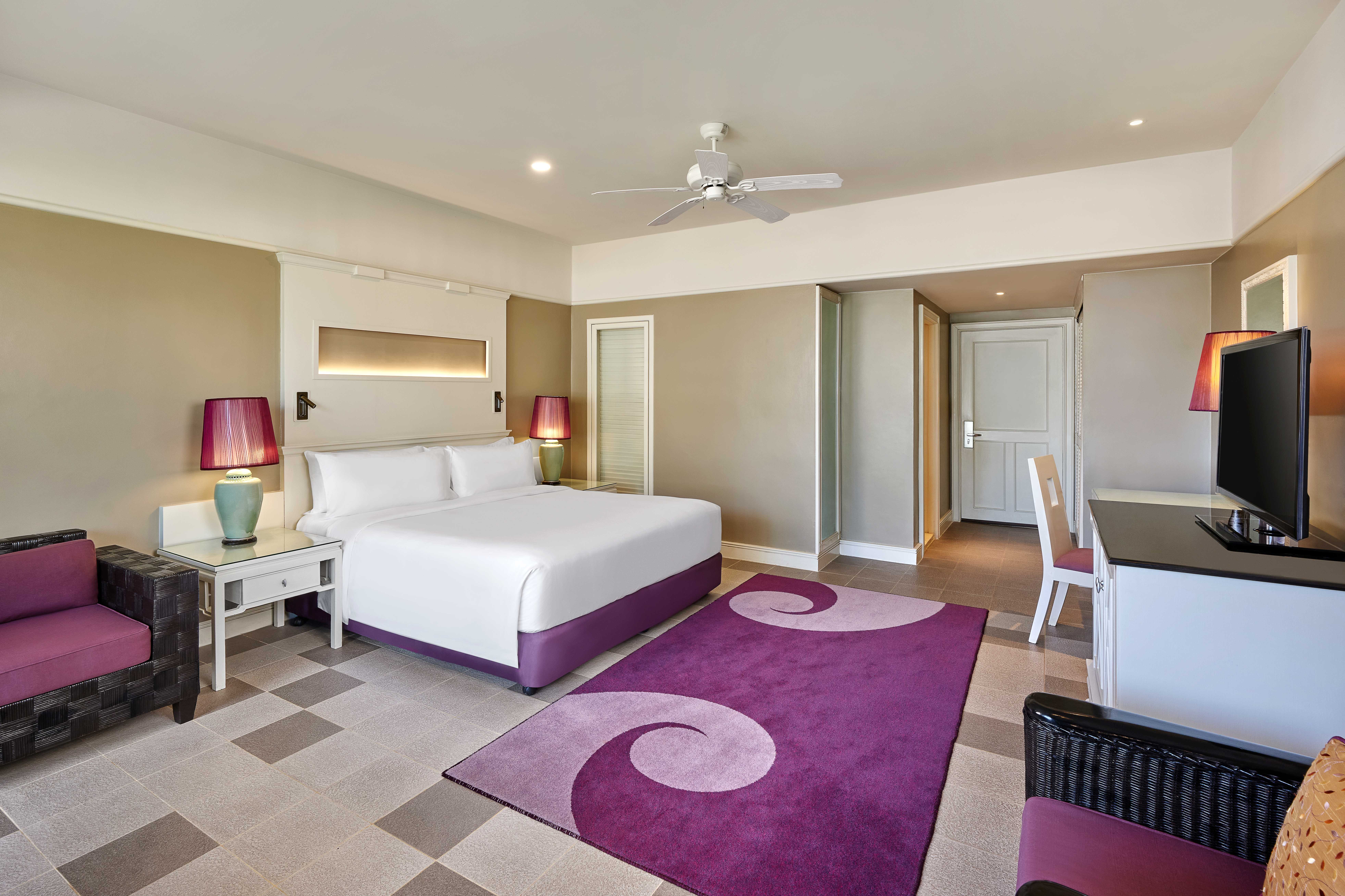 Laguna Oceanfront King Bedroom